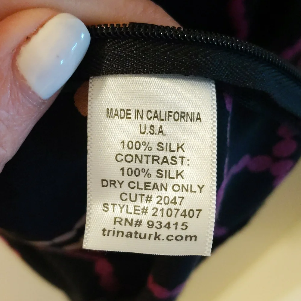 NWOT Trina Turk 100% Silk Gorgeous Top - Picture 5 of 7